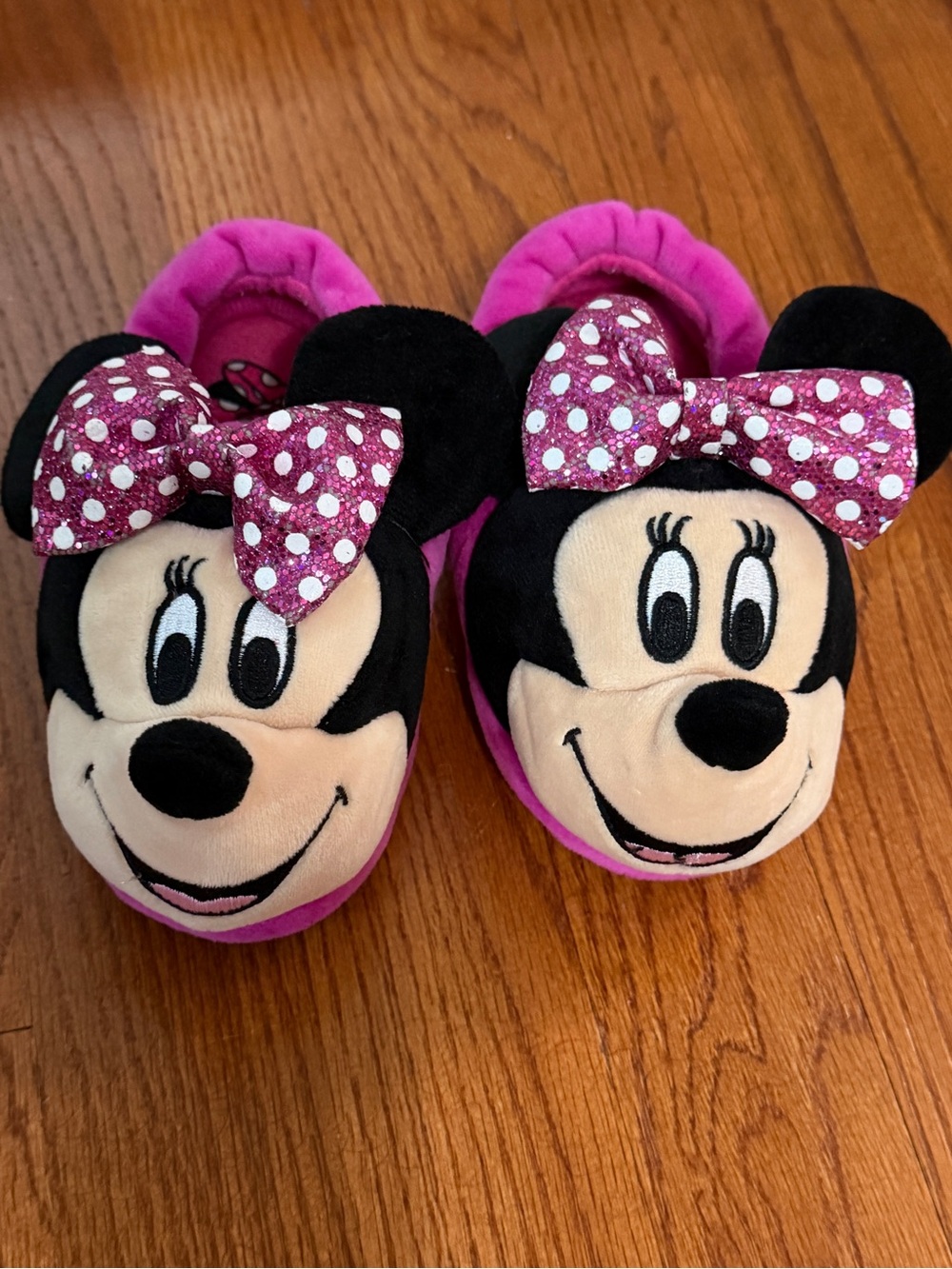 Disney Minnie Mouse Pink Black Plush Kids Slippers